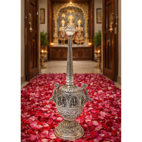 Saraswati Maa Gulab Pasa