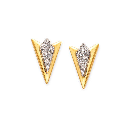 Sleek gold arrowhead earrings featuring a central cluster of sparkling diamonds for a bold, modern look. A chic and edgy creation by jnjbymadhuri.
