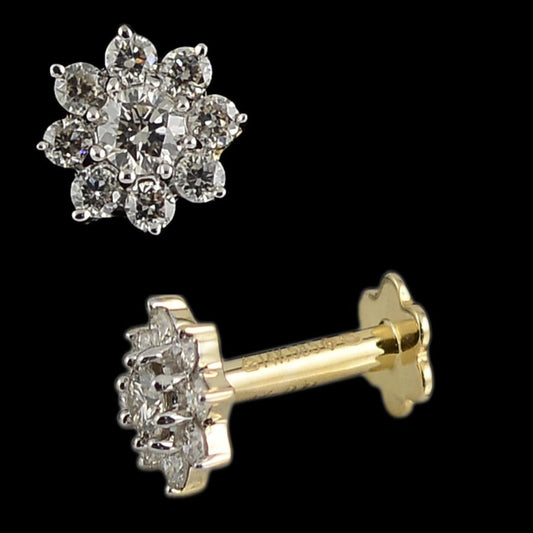 Radiant floral diamond stud arranged in a dazzling petal-like cluster on a gold base—this timeless piece from jnjbymadhuri is a perfect blend of elegance and sophistication.
